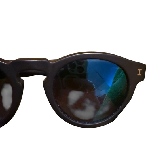 Illesteva Leonard Black and Blue Sunglasses - Picture 2 of 5